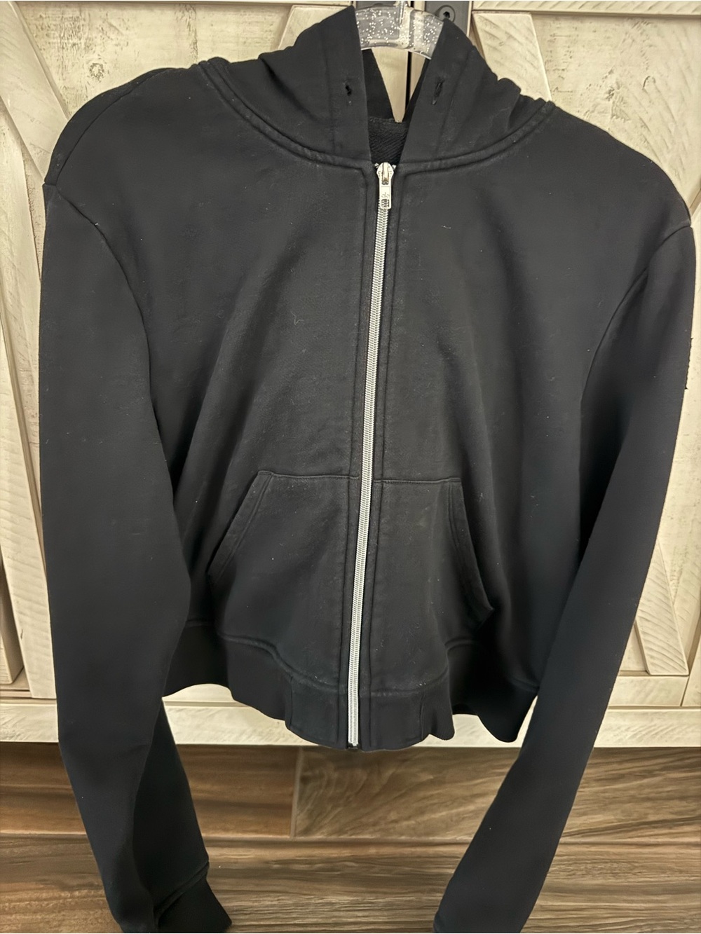 EUC Alo zip-up hoodie, size S